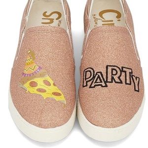 Circus! By Sam Edelman rose gold pizza party